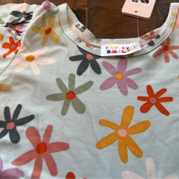 Dot Dot Smile size 3/4, 5/6 or 7 girls daisy Tier dress new - Picture 3 of 3